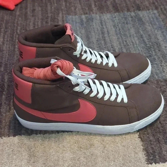 Nike SB - Zoom Blazer Mid (Brown/Adobe) Size 11 - Picture 3 of 4